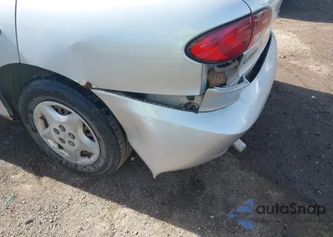 2002 Chevrolet Cavalier z USA, uszkodzony, nr VIN 1G1JC524127415923